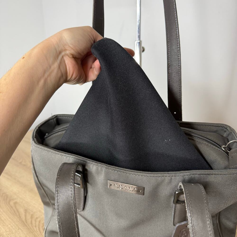 Coach Vintage Plain Gray and Brown Shoulder Bag Medium - Picture 6 of 11